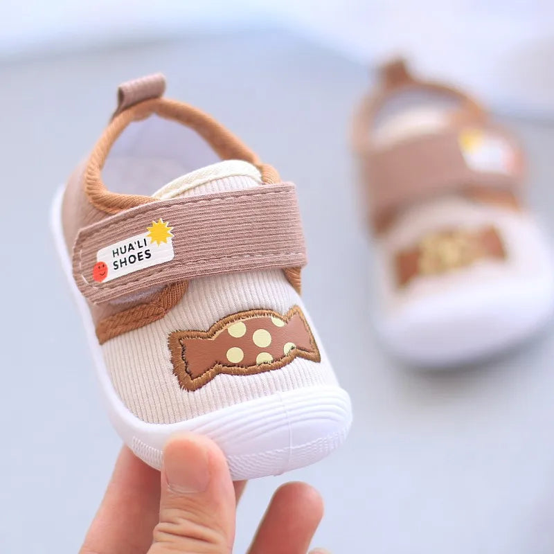 Infantile Bambini Del Bambino Del Fumetto Anti Calci Scarpe Funzionali Suola Morbida Squeaky Scarpe Da Ginnastica Ragazzo Mocassini Causali Della Ragazza Del Bambino Scarpe Antiscivolo
