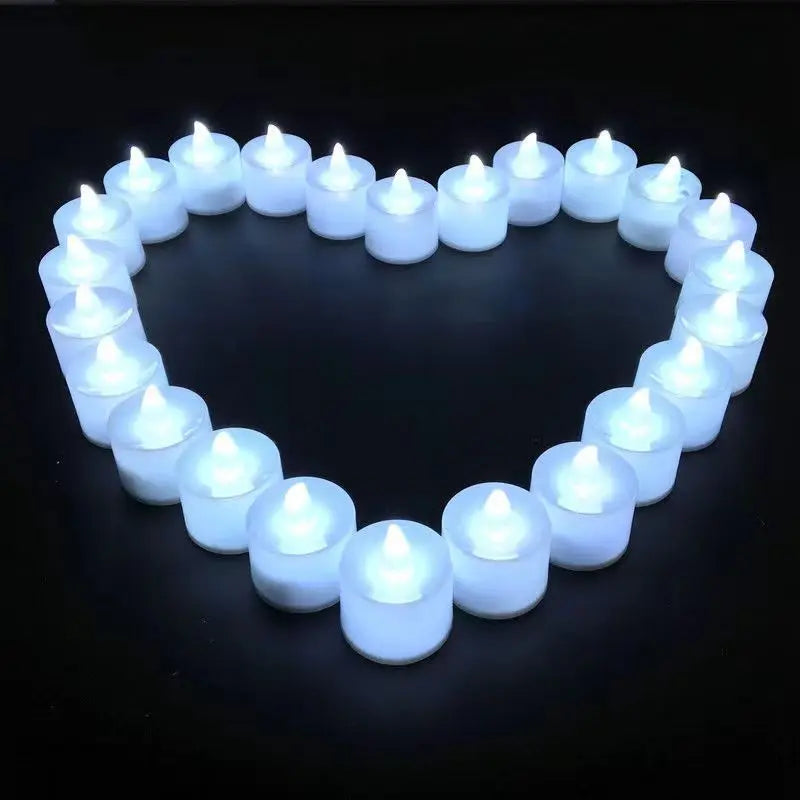 Candela a LED Candela da tè senza fiamma alimentata a batteria Lampada a candela finta Matrimonio Compleanno Festa Decorazione domestica Lampada Candeliere Candele