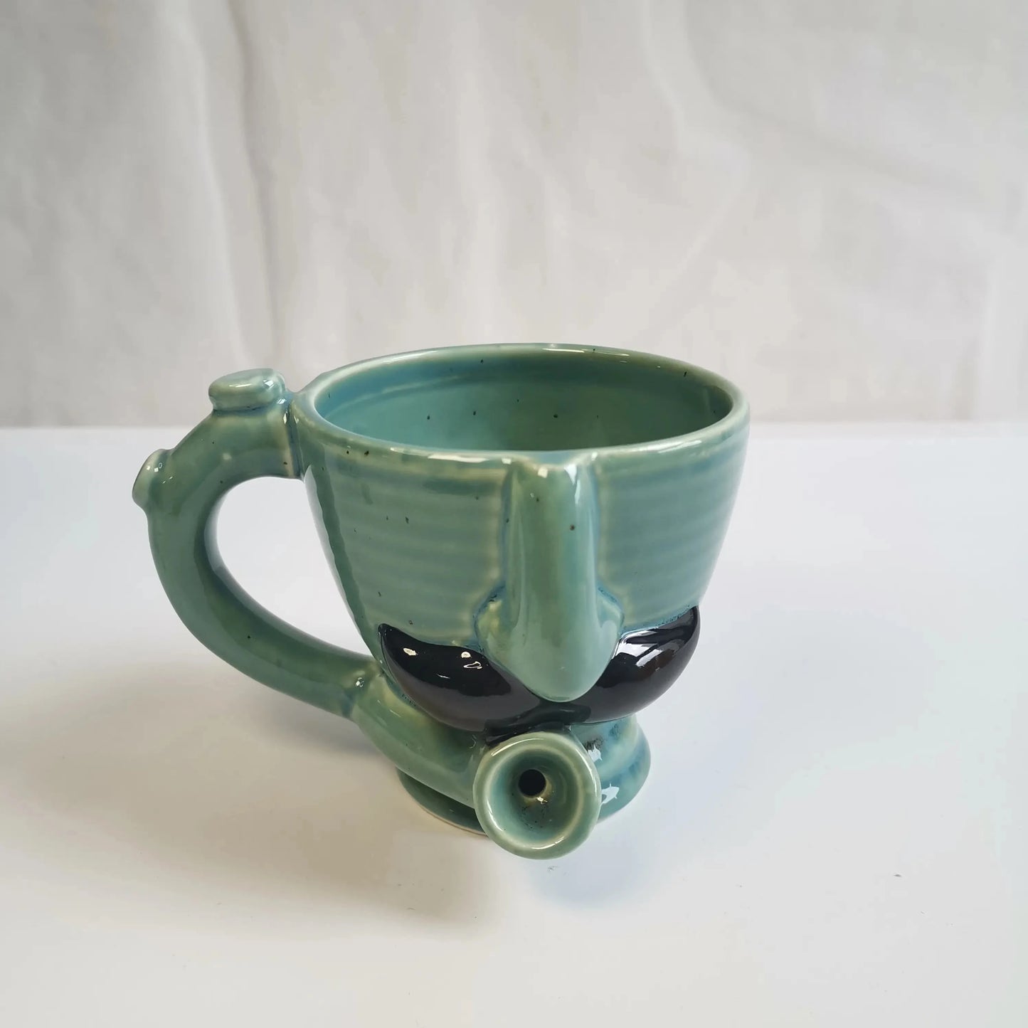 Tazze da caffè in ceramica blu La tazza da barba in ceramica ha una tazza di baffi a forma di pecora