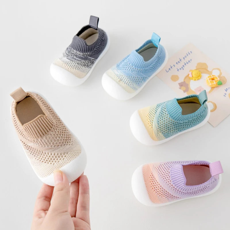Nuovo colore sfumato semplice personalizzato scarpe da bambino per bambini scarpe da bambino antiscivolo per neonati e bambini