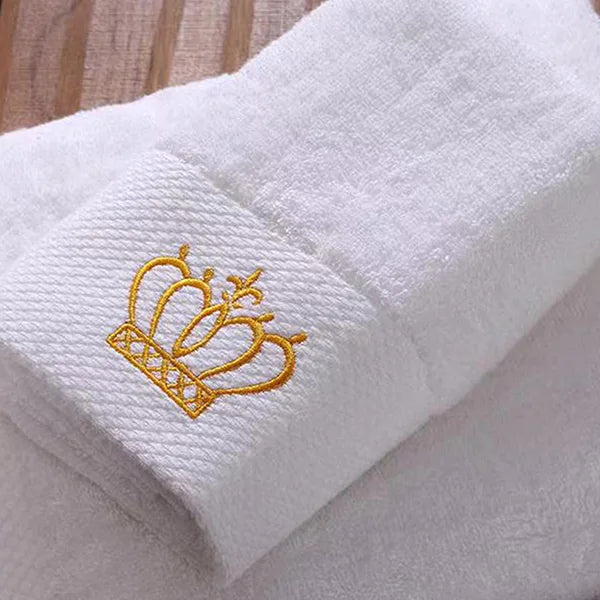 Asciugamano in cotone Super assorbente per adulti corona ricamata asciugamano da bagno per Hotel bianco asciugamano da spiaggia accessori per il bagno asciugamano per il viso
