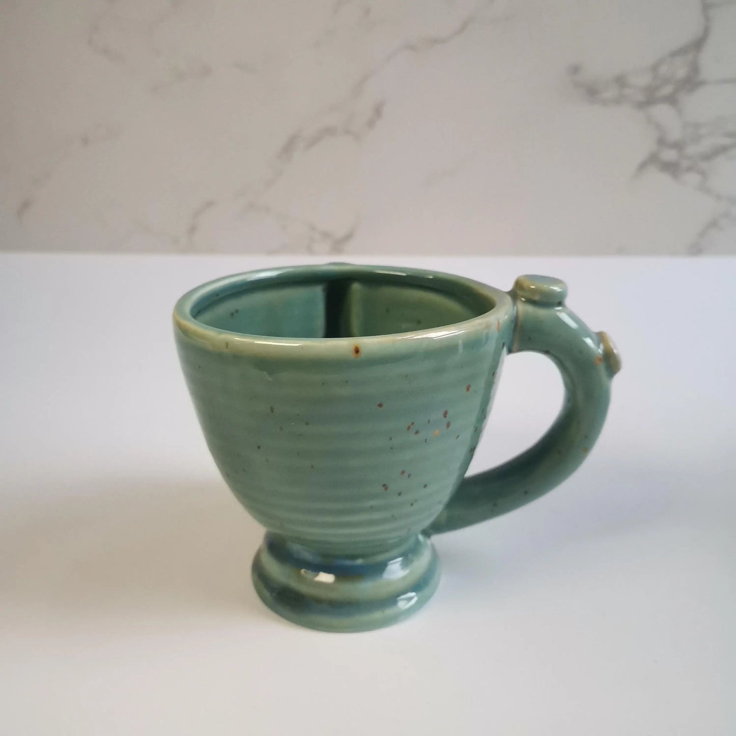 Tazze da caffè in ceramica blu La tazza da barba in ceramica ha una tazza di baffi a forma di pecora