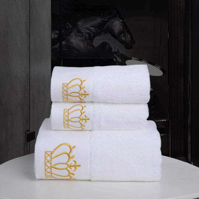 Asciugamano in cotone Super assorbente per adulti corona ricamata asciugamano da bagno per Hotel bianco asciugamano da spiaggia accessori per il bagno asciugamano per il viso