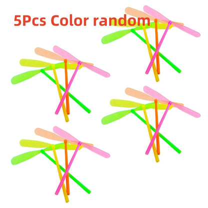 5/30 pezzi di plastica di bambù a forma di libellula spinta a mano elica volante sport all'aria aperta giocattolo regalo rotante freccia volante giochi all'aperto