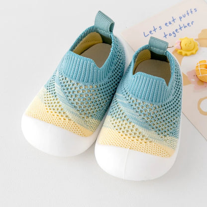 Nuovo colore sfumato semplice personalizzato scarpe da bambino per bambini scarpe da bambino antiscivolo per neonati e bambini