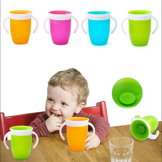 Tazza per l'apprendimento del bambino con coperchio ribaltabile a doppia maniglia 360 gradi può essere ruotata tazza a tenuta stagna per neonati tazze d'acqua bottiglia