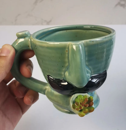 Tazze da caffè in ceramica blu La tazza da barba in ceramica ha una tazza di baffi a forma di pecora