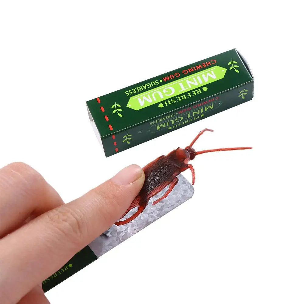 Regalo Simulazione Scherzo Bavaglio Parodia Giocattoli Per I Bambini Tirare La Testa Gomma da Masticare Scioccante Scarafaggio Scherzo Trucco Giocattolo Gomma da Masticare Giocattolo