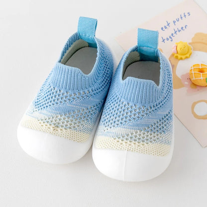 Nuovo colore sfumato semplice personalizzato scarpe da bambino per bambini scarpe da bambino antiscivolo per neonati e bambini